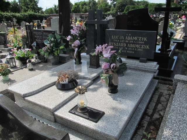 Grób Łucja Adamczyk