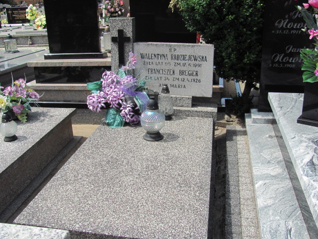 Grób Walentyna Radziejewska
