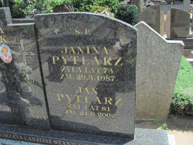 Lucyna Fidler 1947 Zduńska Wola parafia - Grobonet - Wyszukiwarka osób pochowanych