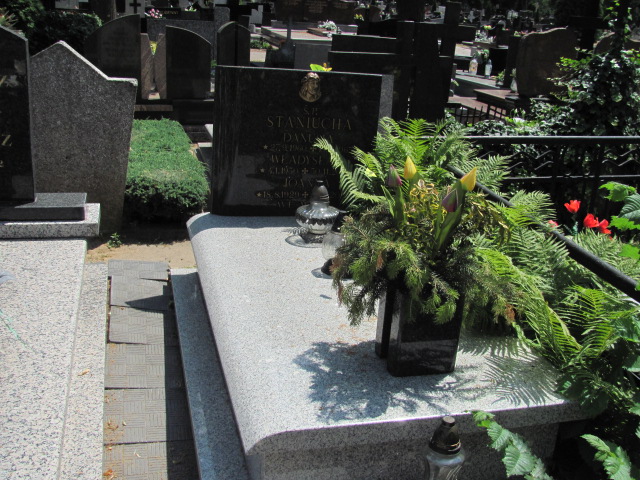 Grób Władysław Staniucha